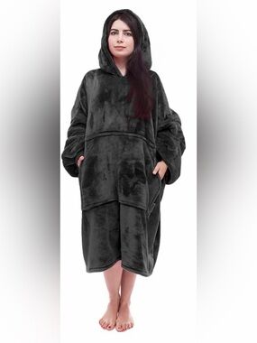 Miss Mila Oversized Plush Hooded Wearable Blanket - Dark Gray NWOT